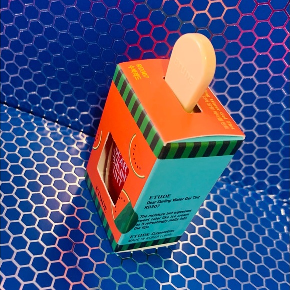 Lip Tint & Lip Blur Duo Deal!! Get both lip products for 1 great price ❤️ - Picture 4 of 11